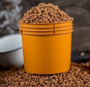 Tiger nuts custard paint